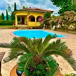 Toscagialla Villa *
