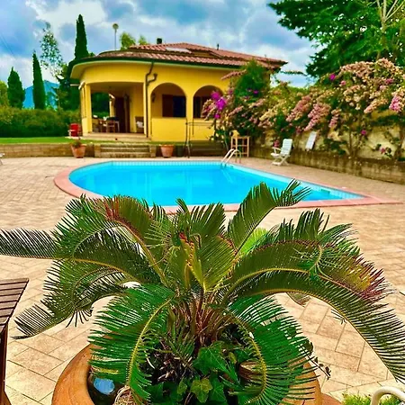 Toscagialla Villa *
